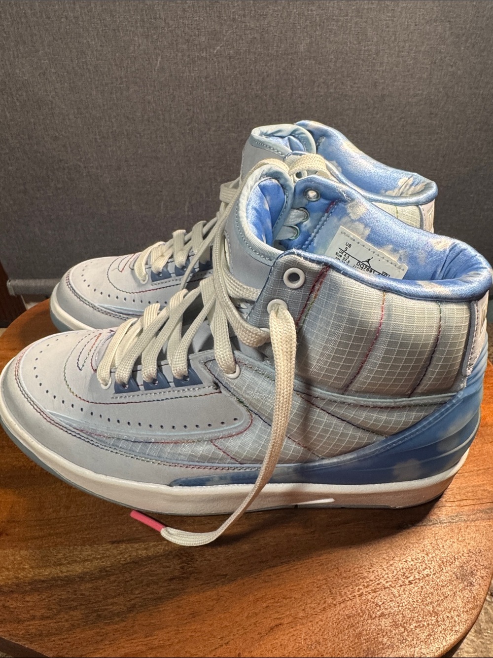 Air Jordan j balvin retro glow